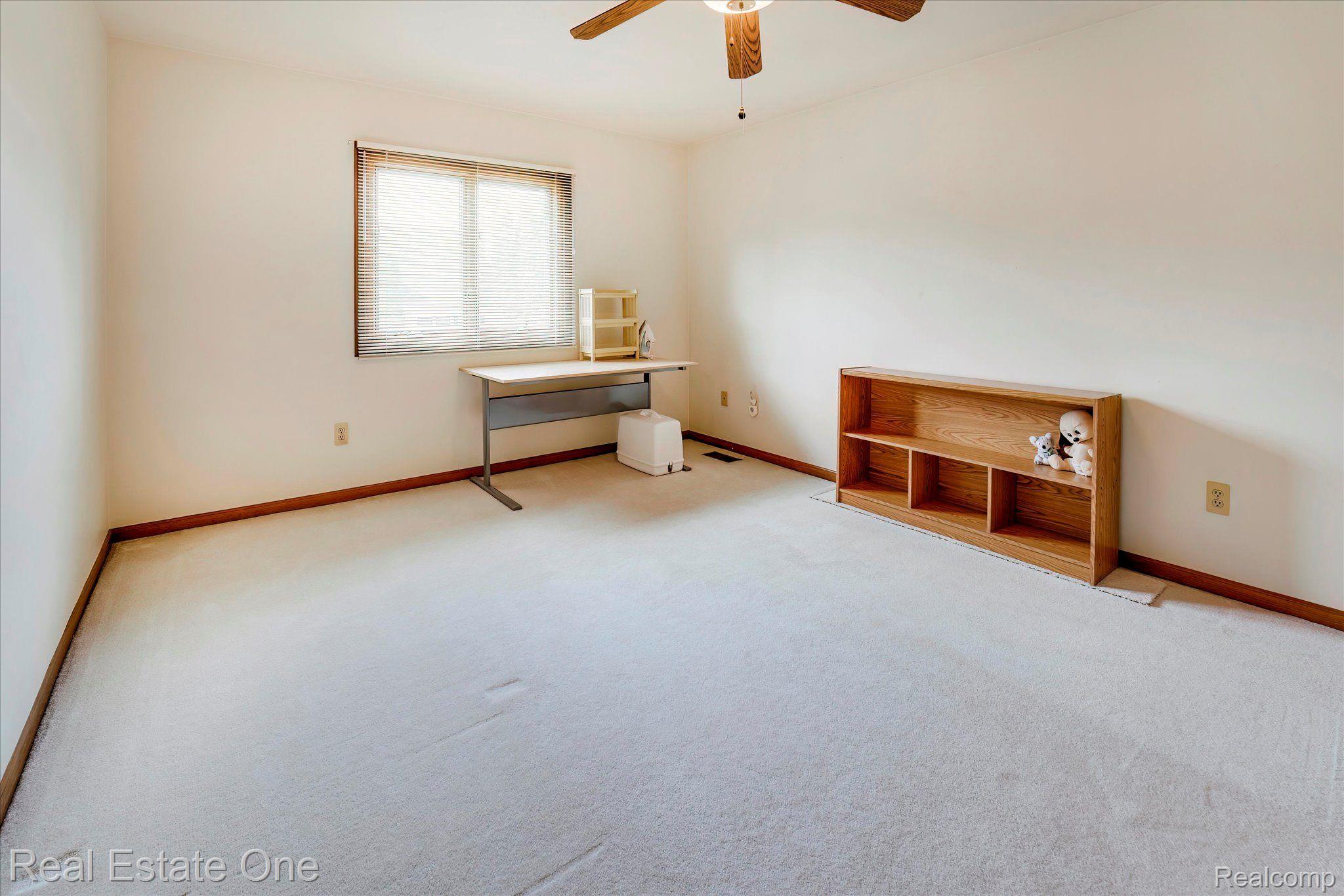 1274 Kingspath Drive Rochester, MI 48306 - Photo 36 of 51 Gallery Image 36