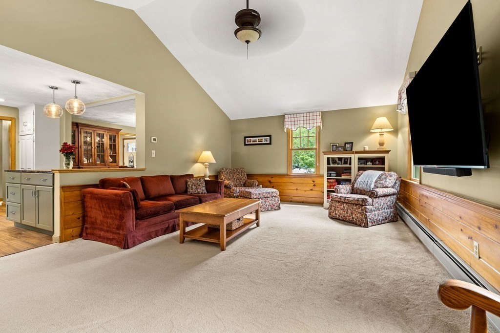 17 Hannan Ridge Road Haverhill, MA 01832 - Photo 10 of 42 Gallery Image 10