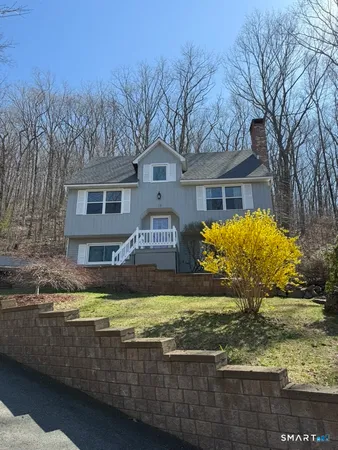 $350,000 | 16 Fox Road, Plainville, CT 06062