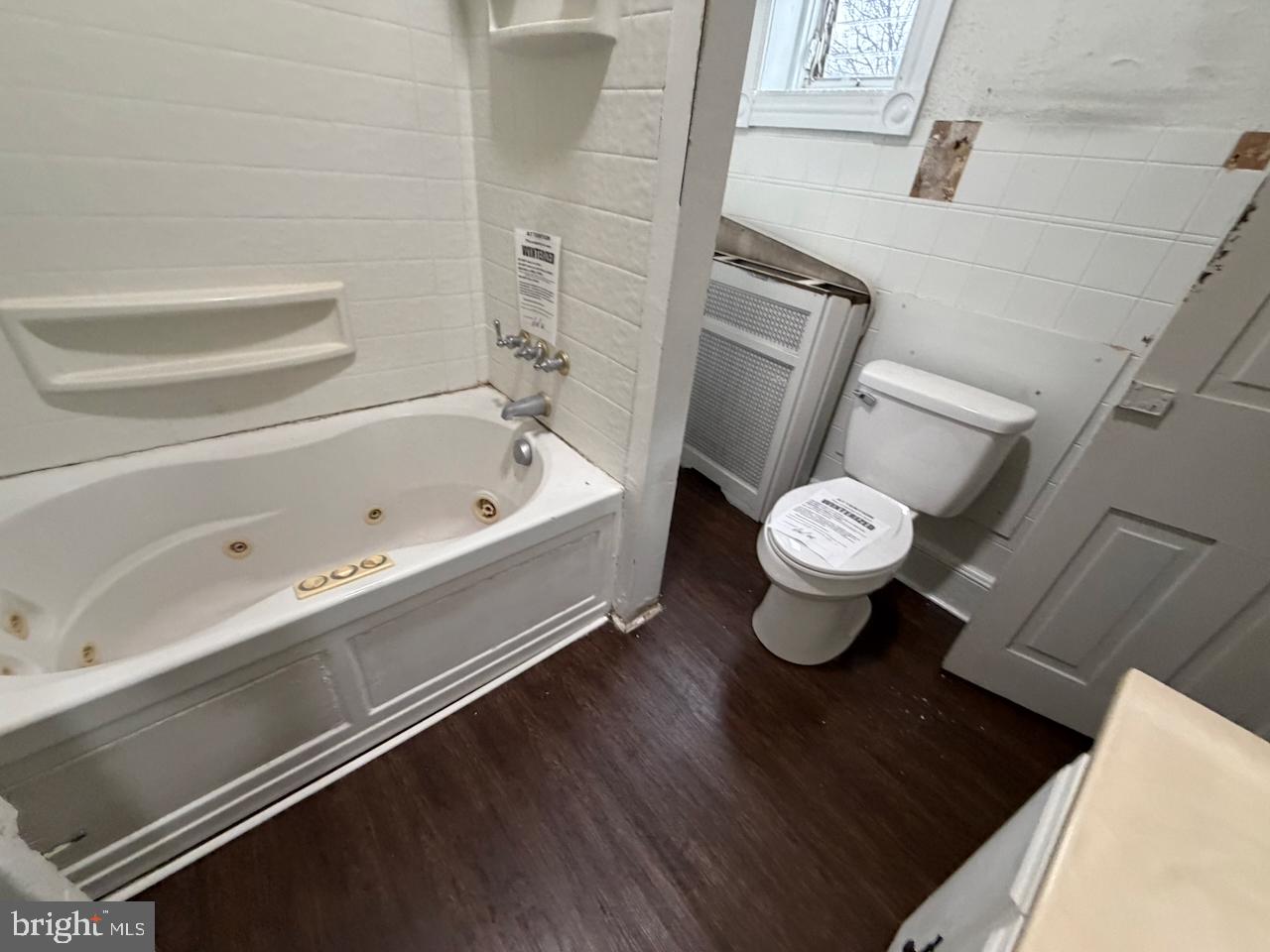 845 North 8th Street Reading, PA 19604 - Photo 22 of 51 Full Bathroom 2