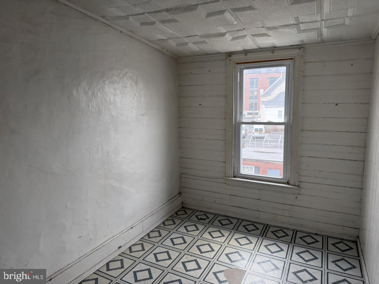 845 North 8th Street Reading, PA 19604 - Photo 30 of 46 3rd Floor Bedroom