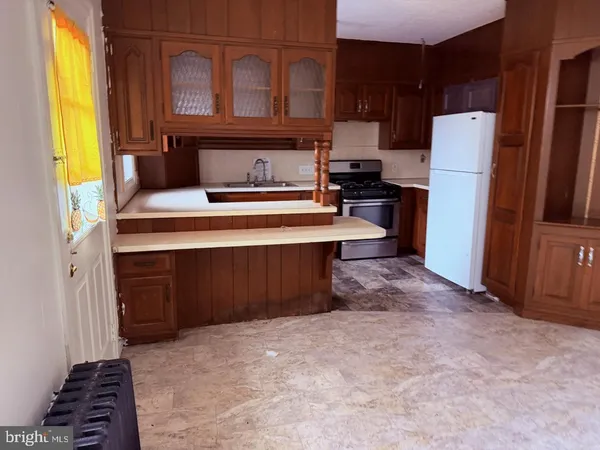 $299,000 | 845 North 8th Street, Reading, PA 19604
