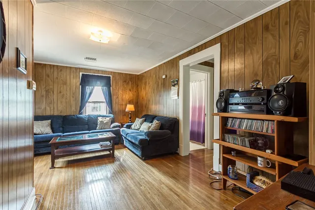 $202,704 | 408 West Maple Avenue, Arcadia, NY 14513