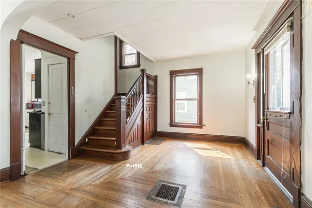 $202,704 | 408 West Maple Avenue, Arcadia, NY 14513