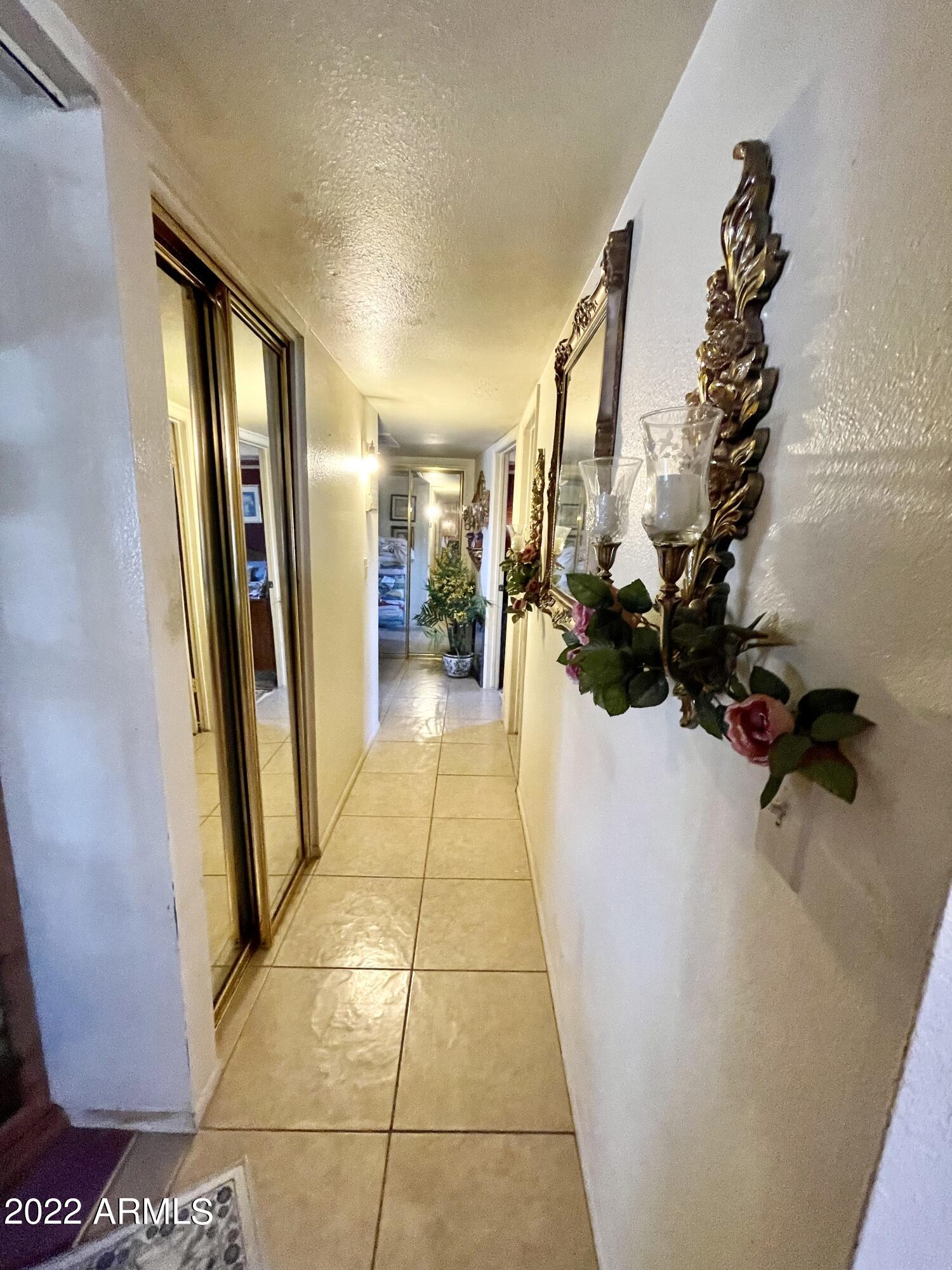 1713 West Vineyard Road Phoenix, AZ 85041 - Photo 6 of 21 Hallway