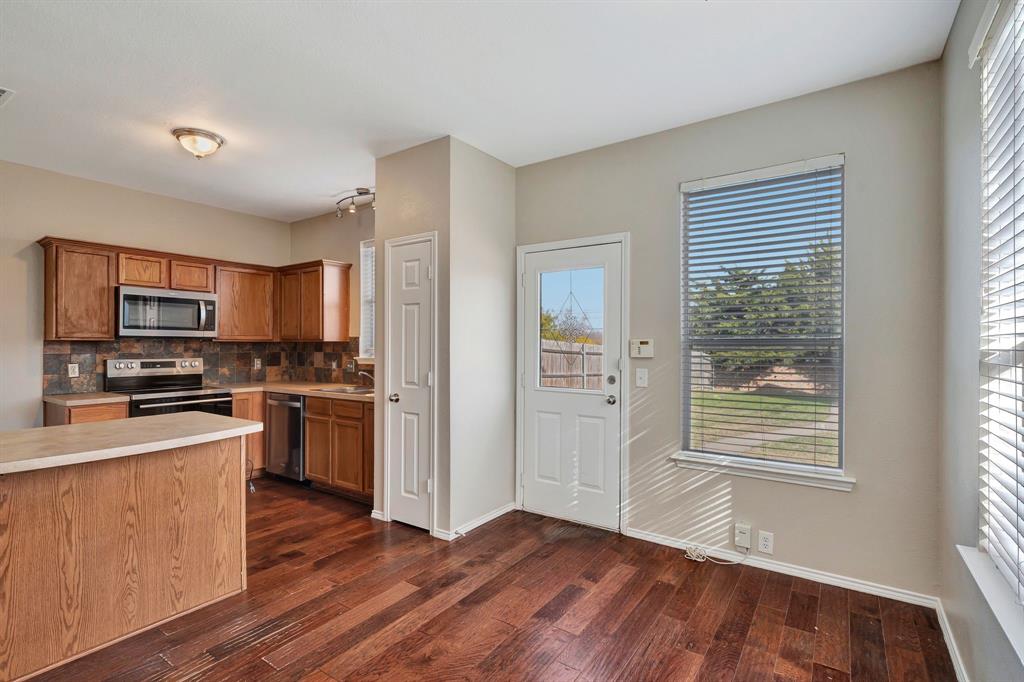 10848 Astor Drive Fort Worth, TX 76244 - Photo 13 of 27