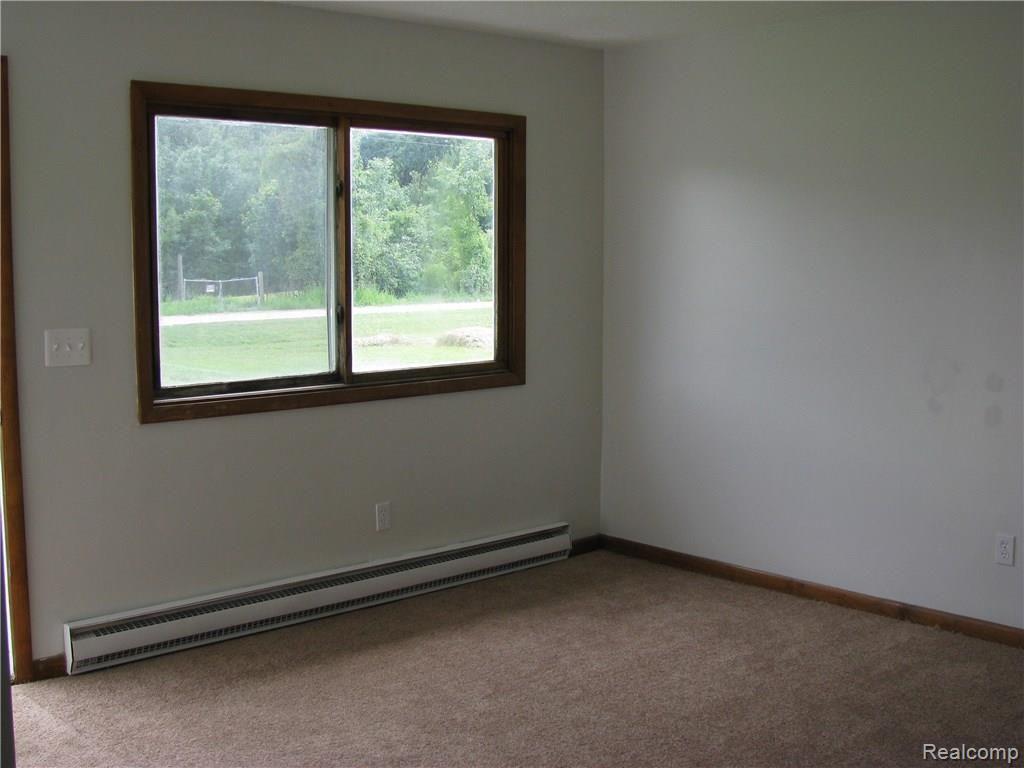 5122 Ohara Road Carleton, MI 48117 - Photo 9 of 53 IMG_6412.JPG