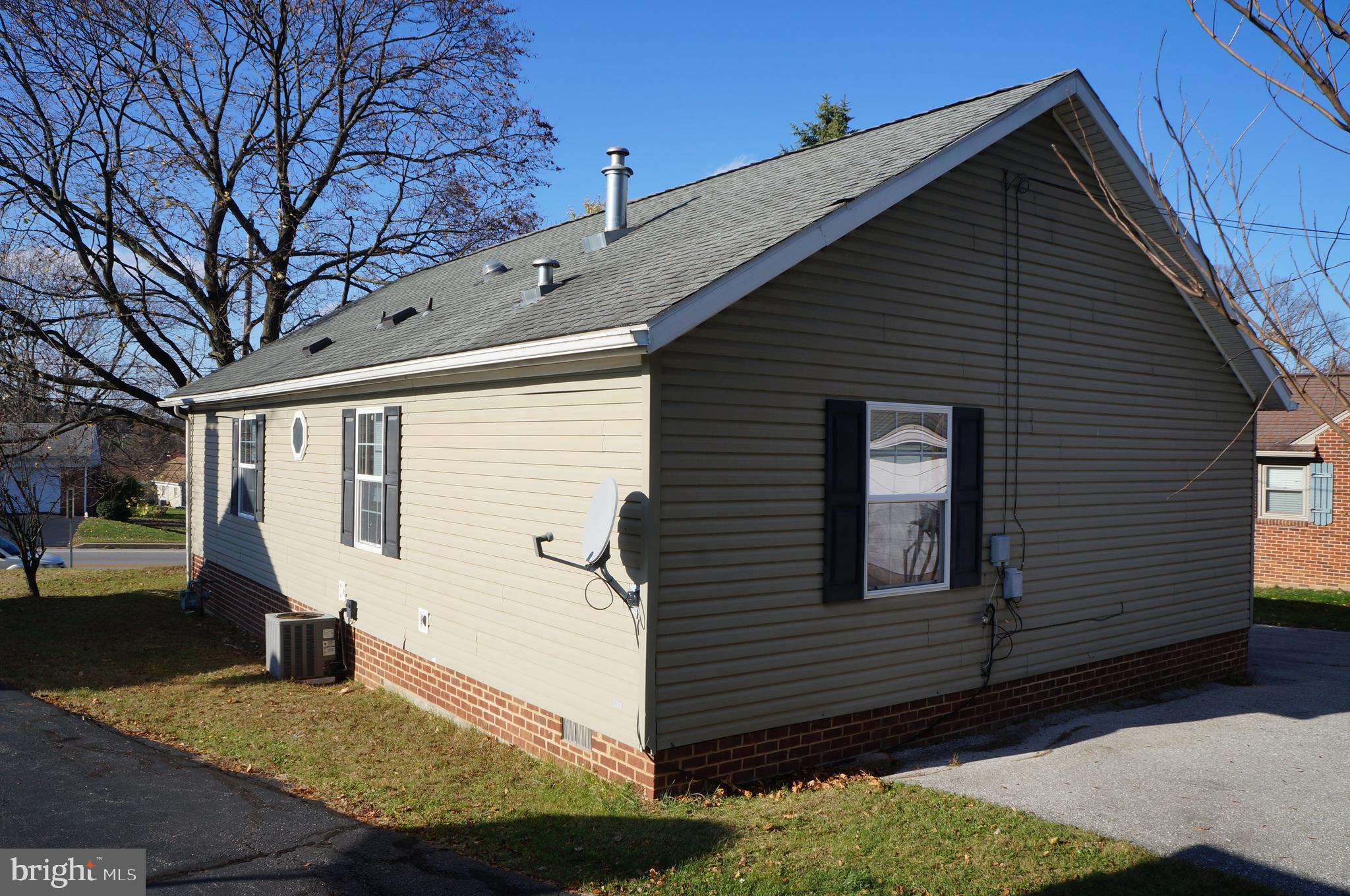 3026 Grandview Road Hanover, PA 17331 - Photo 5 of 7