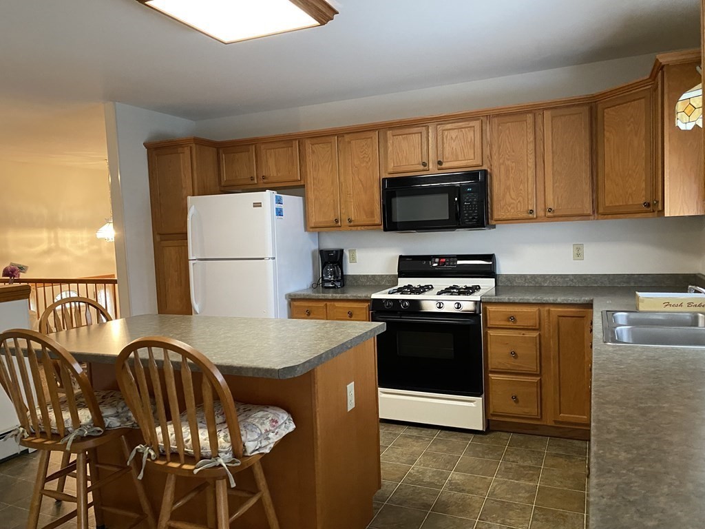 11 Grove Street Ware, MA 01082 - Photo 16 of 28 Gallery Image 16