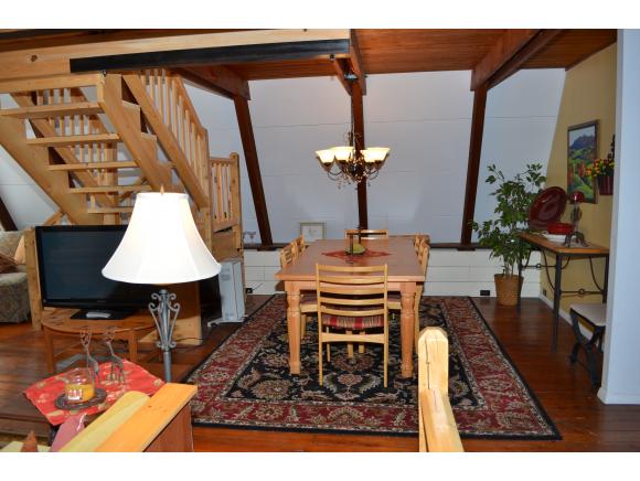 69 Mountain View Road Wilmington, VT 05363 - Photo 3 of 17