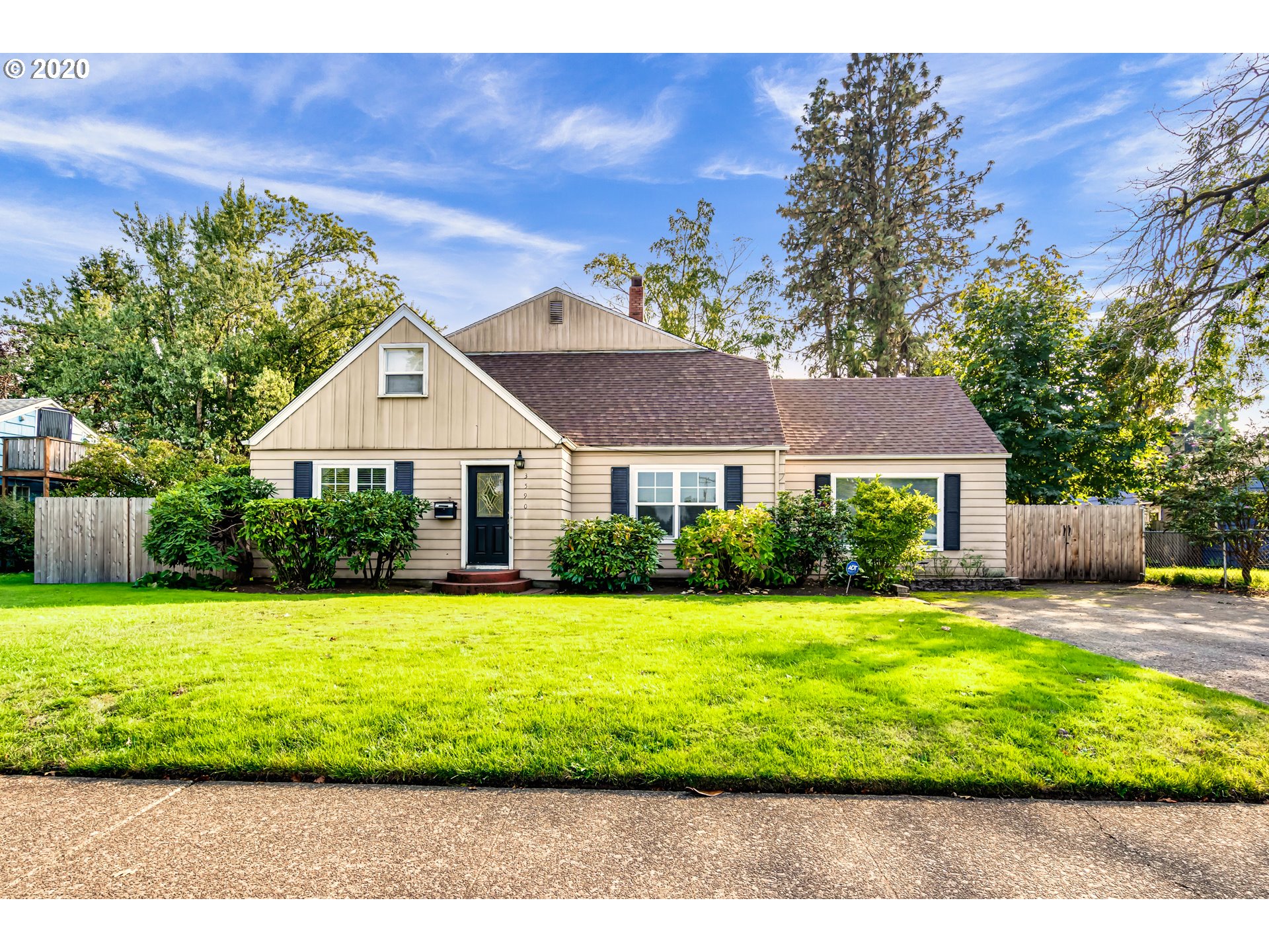 3590 Harlow Road Eugene, OR 97401 - Photo 1 of 27 Gallery Image 1