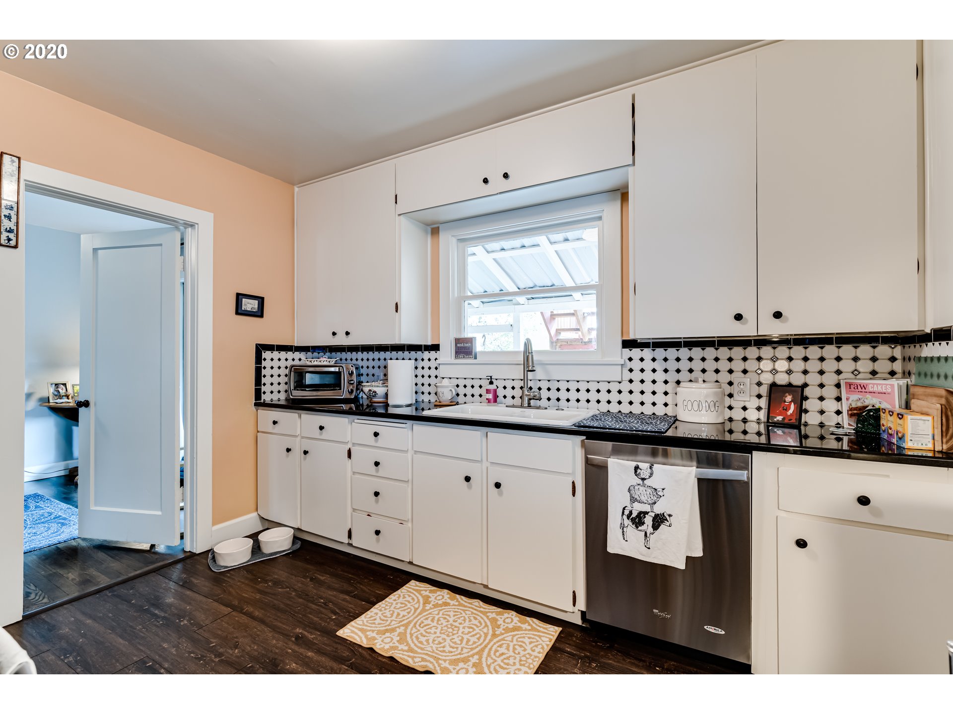3590 Harlow Road Eugene, OR 97401 - Photo 15 of 27 Gallery Image 15
