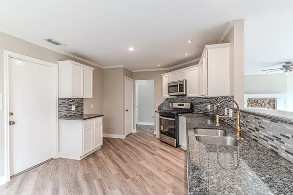 $289,000 | 19526 Rocky Bank Drive, Tomball, TX 77375