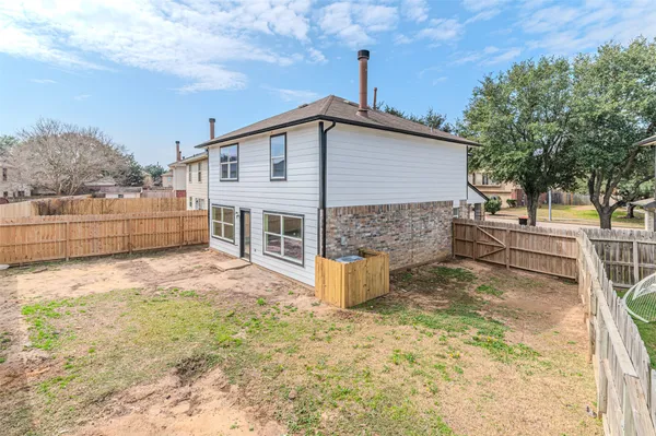 $289,000 | 19526 Rocky Bank Drive, Tomball, TX 77375