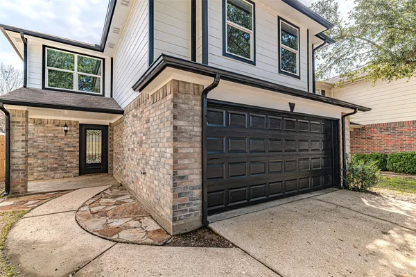$289,000 | 19526 Rocky Bank Drive, Tomball, TX 77375
