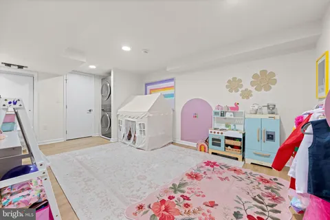 $890,000 | 4 Lowrys Lane, Bryn Mawr, PA 19010