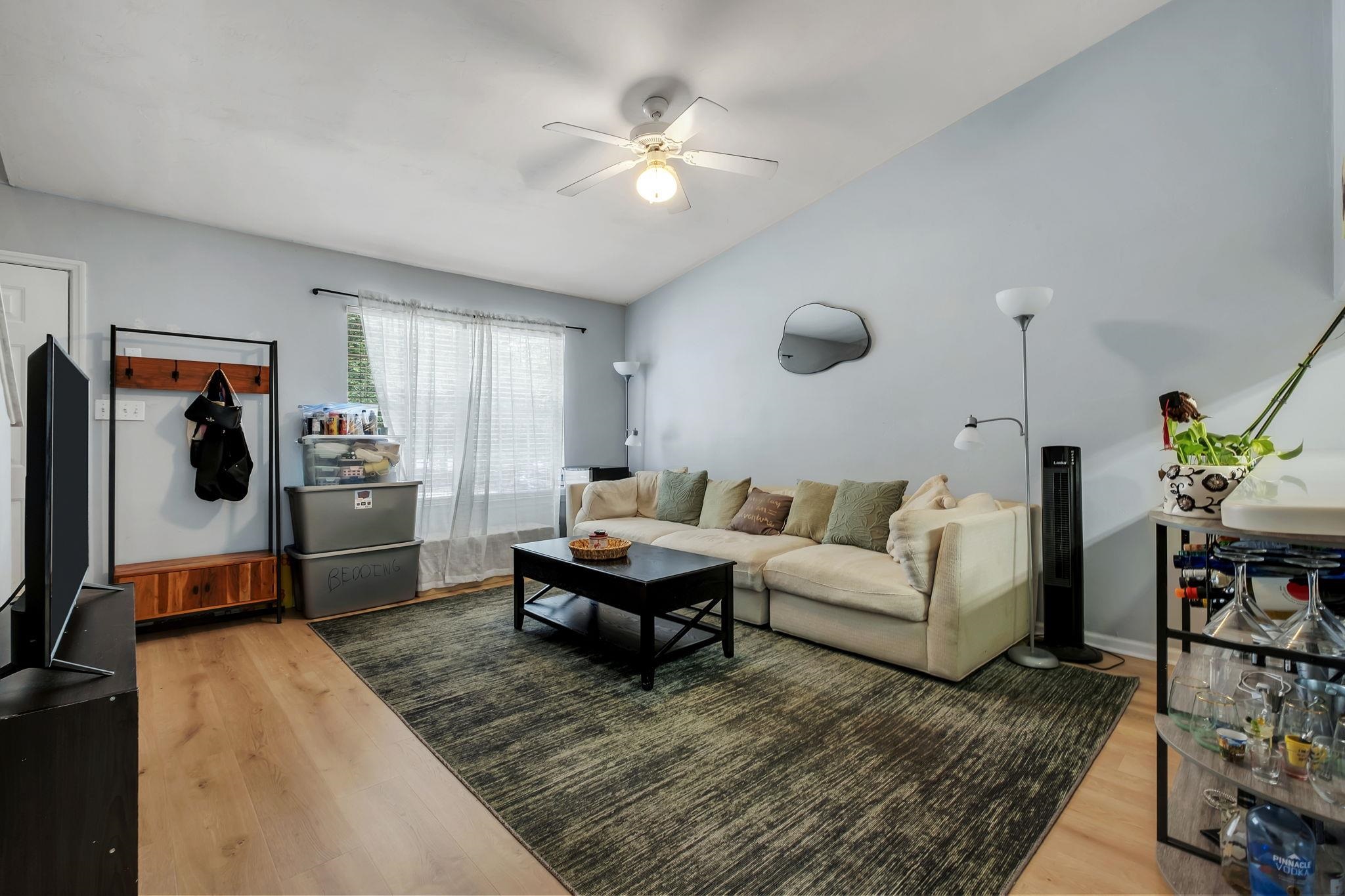 241 Dixie Drive, Unit 103 Tallahassee, FL 32304 - Photo 3 of 27