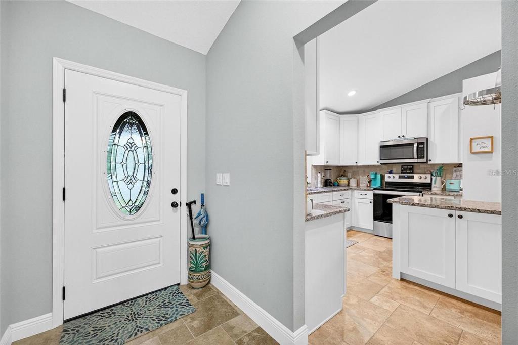 8160 Southeast 164th Place Summerfield, FL 34491 - Photo 3 of 56