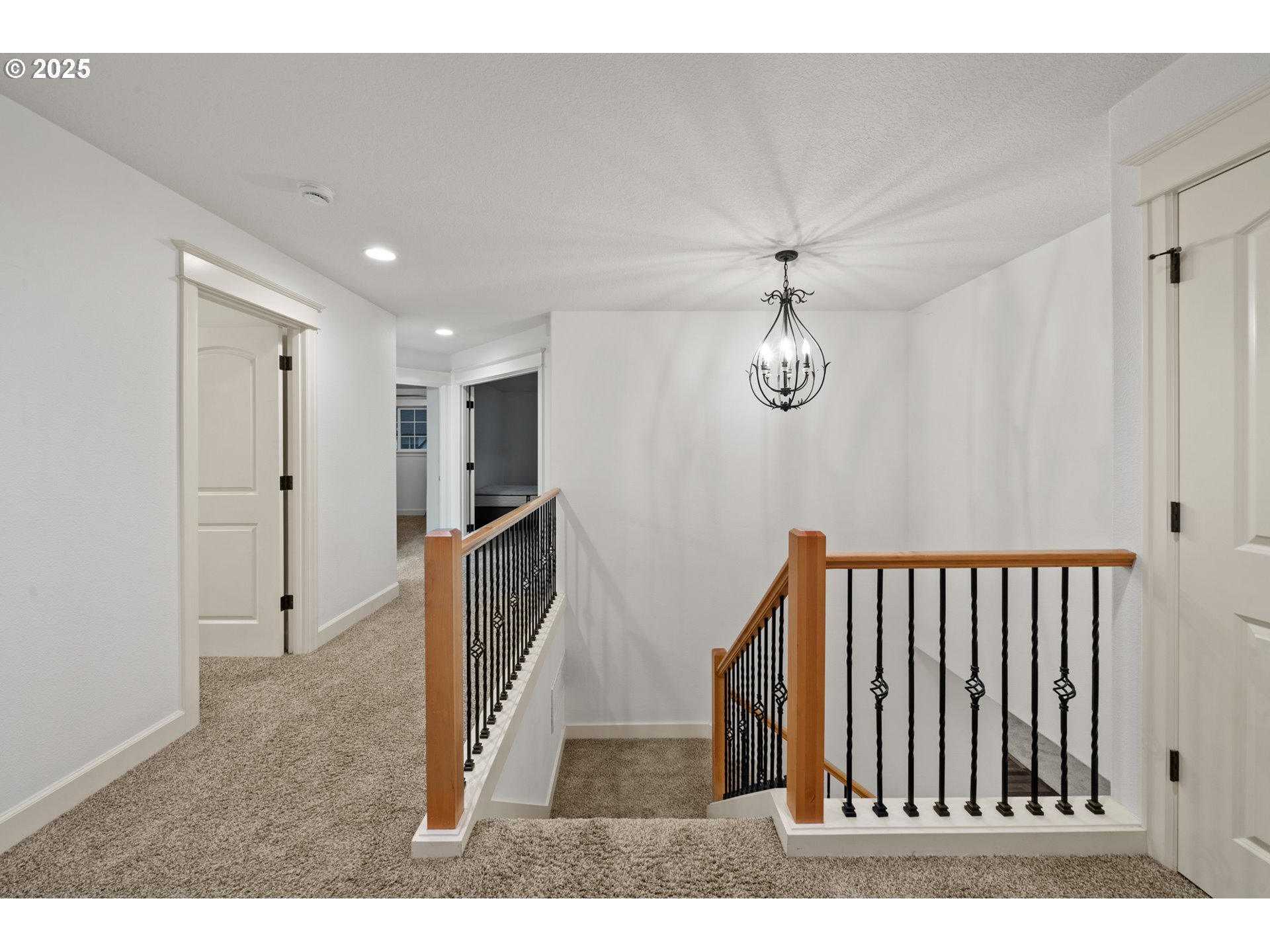 978 North Alder Street Canby, OR 97013 - Photo 19 of 44