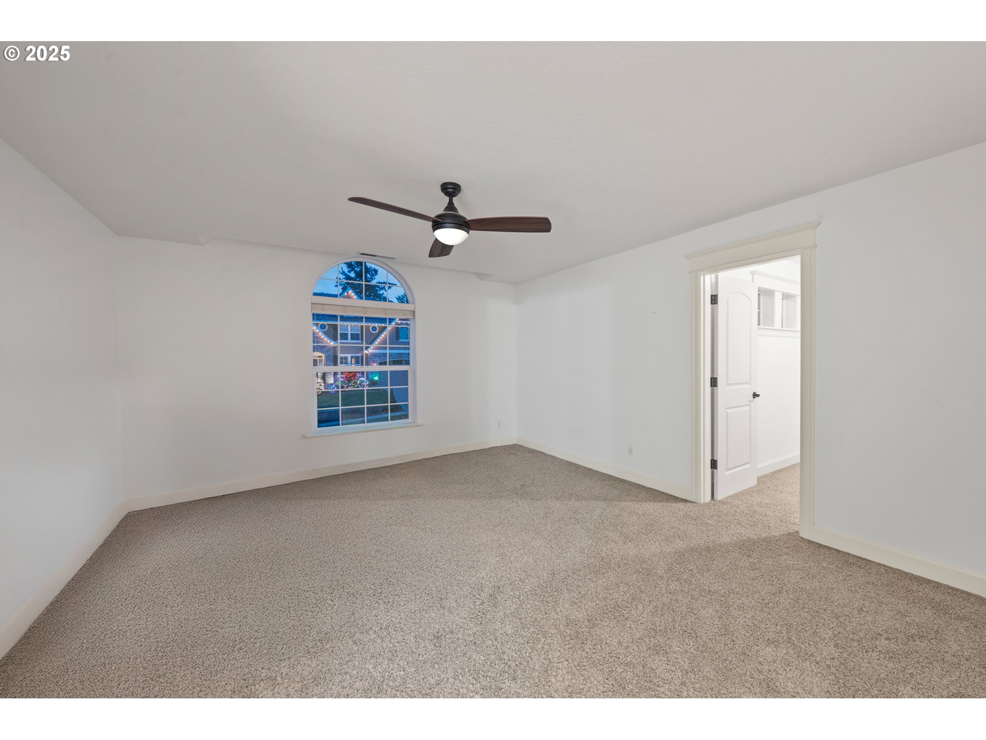 978 North Alder Street Canby, OR 97013 - Photo 31 of 44