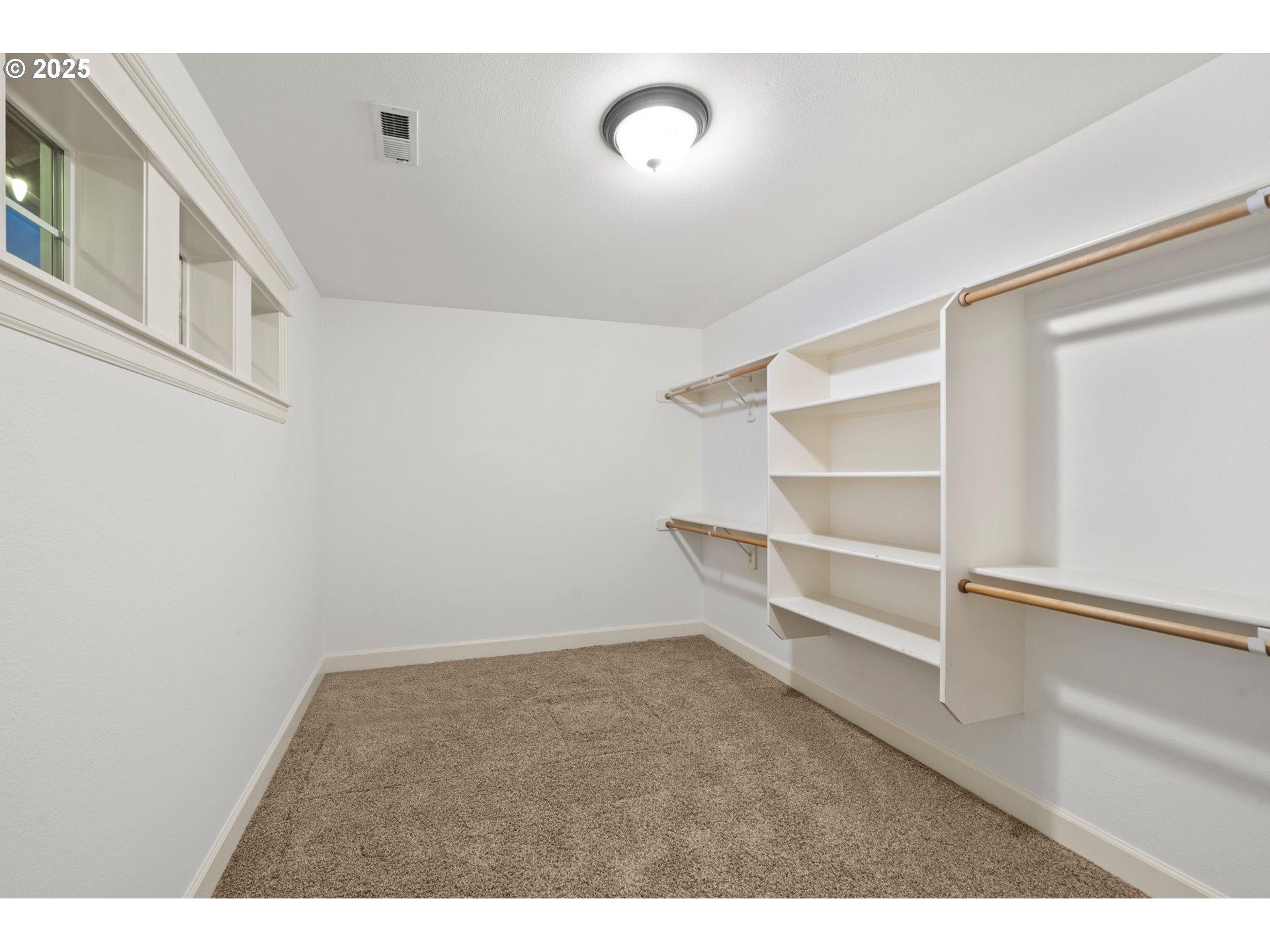 978 North Alder Street Canby, OR 97013 - Photo 32 of 44