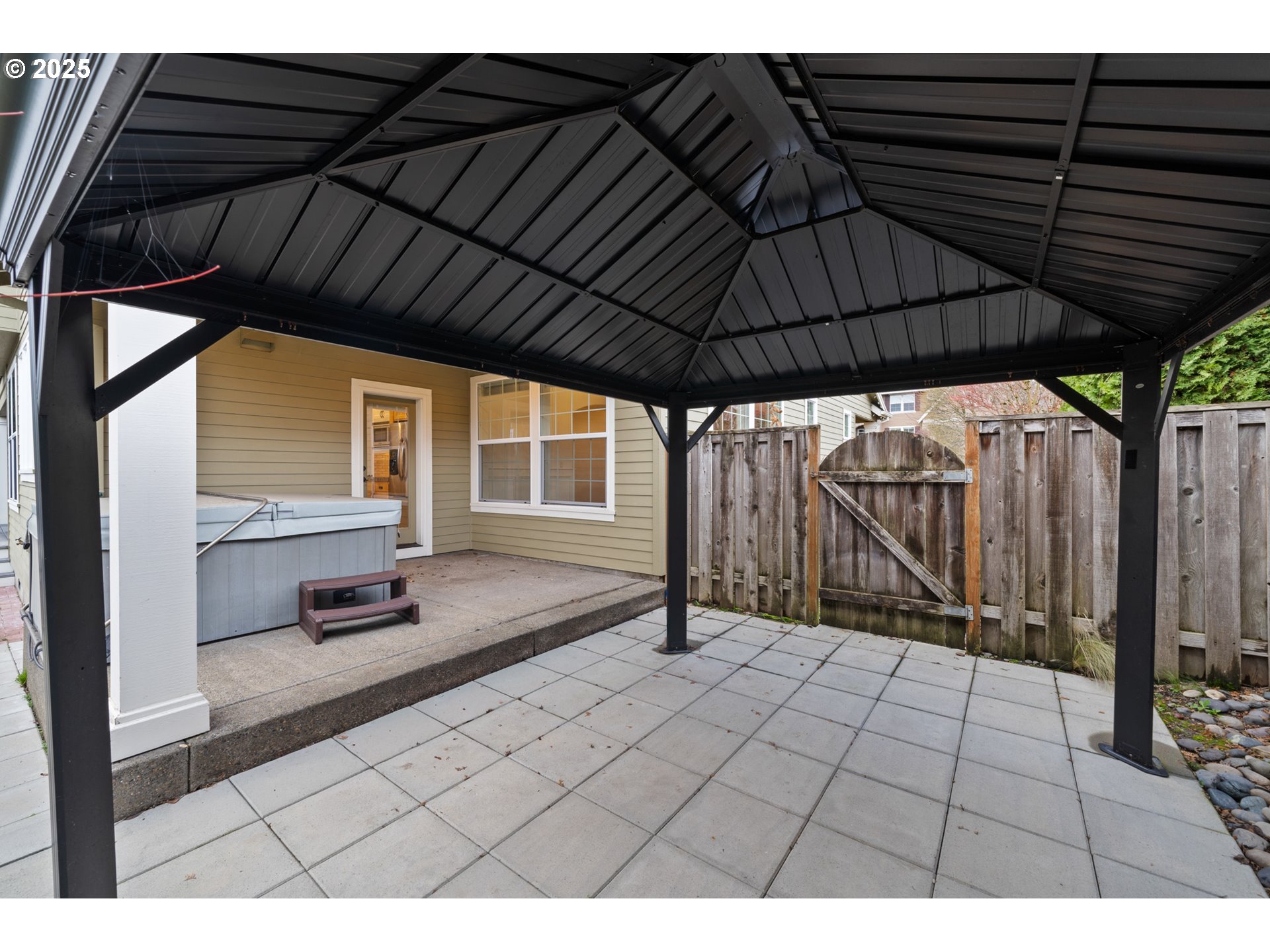 978 North Alder Street Canby, OR 97013 - Photo 38 of 44