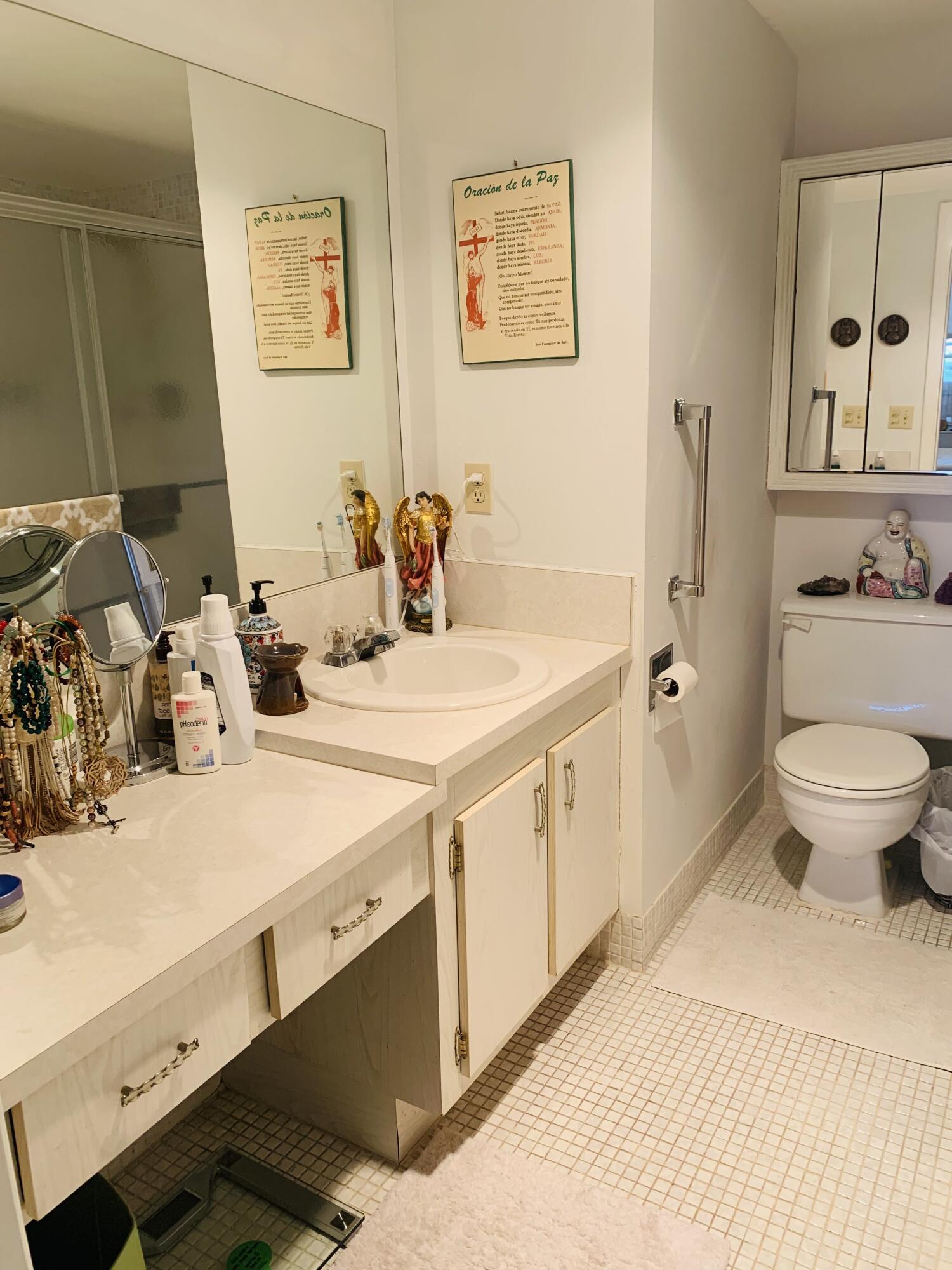 4034 Hythe B Boca Raton, FL 33434 - Photo 9 of 18 Master Bath