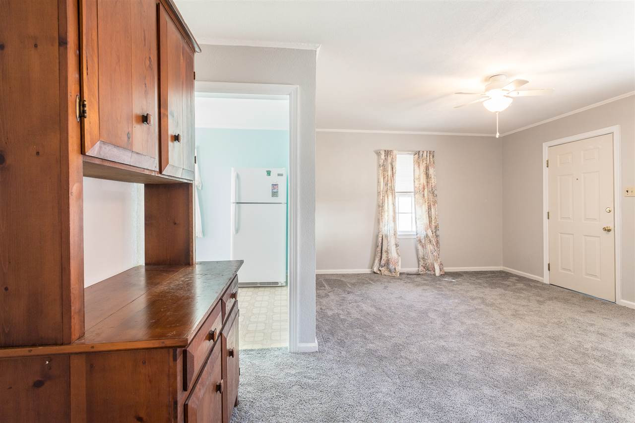 1806 Rankin Street Raleigh, NC 27604 - Photo 6 of 15 Family Room