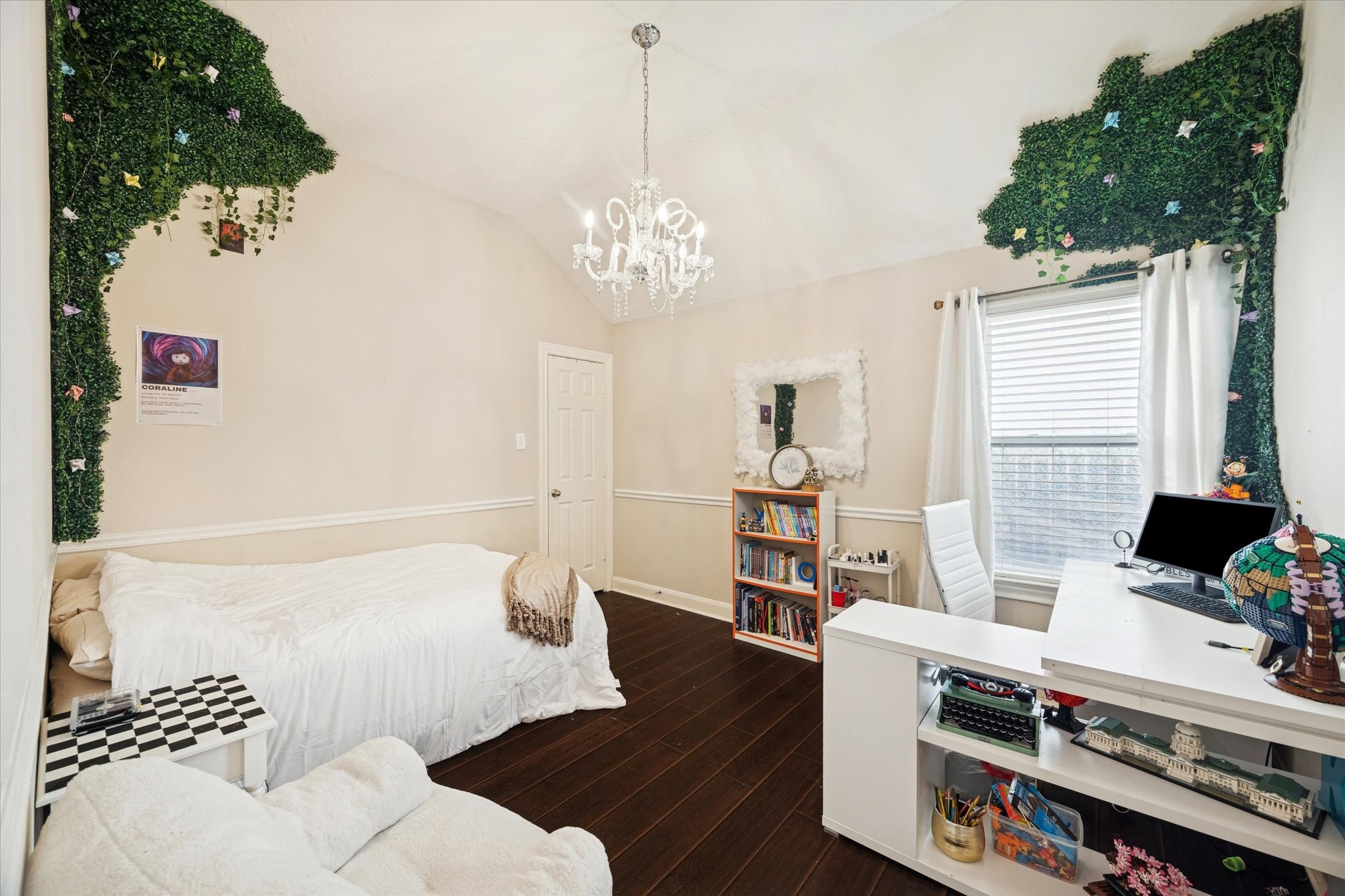 6315 Oakmont Creek Drive Spring, TX 77379 - Photo 11 of 16 a living room with furniture and a flat screen tv