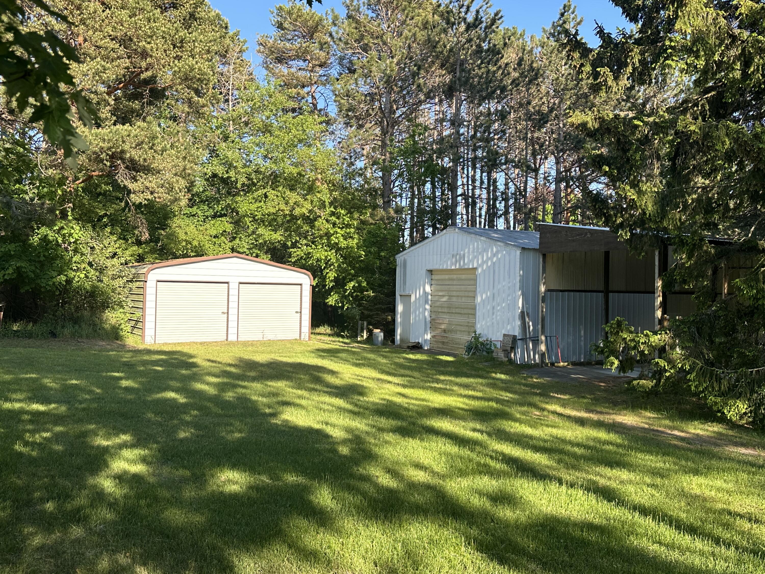1735 Red Apple Road Manistee, MI 49660 - Photo 9 of 29 IMG_8394