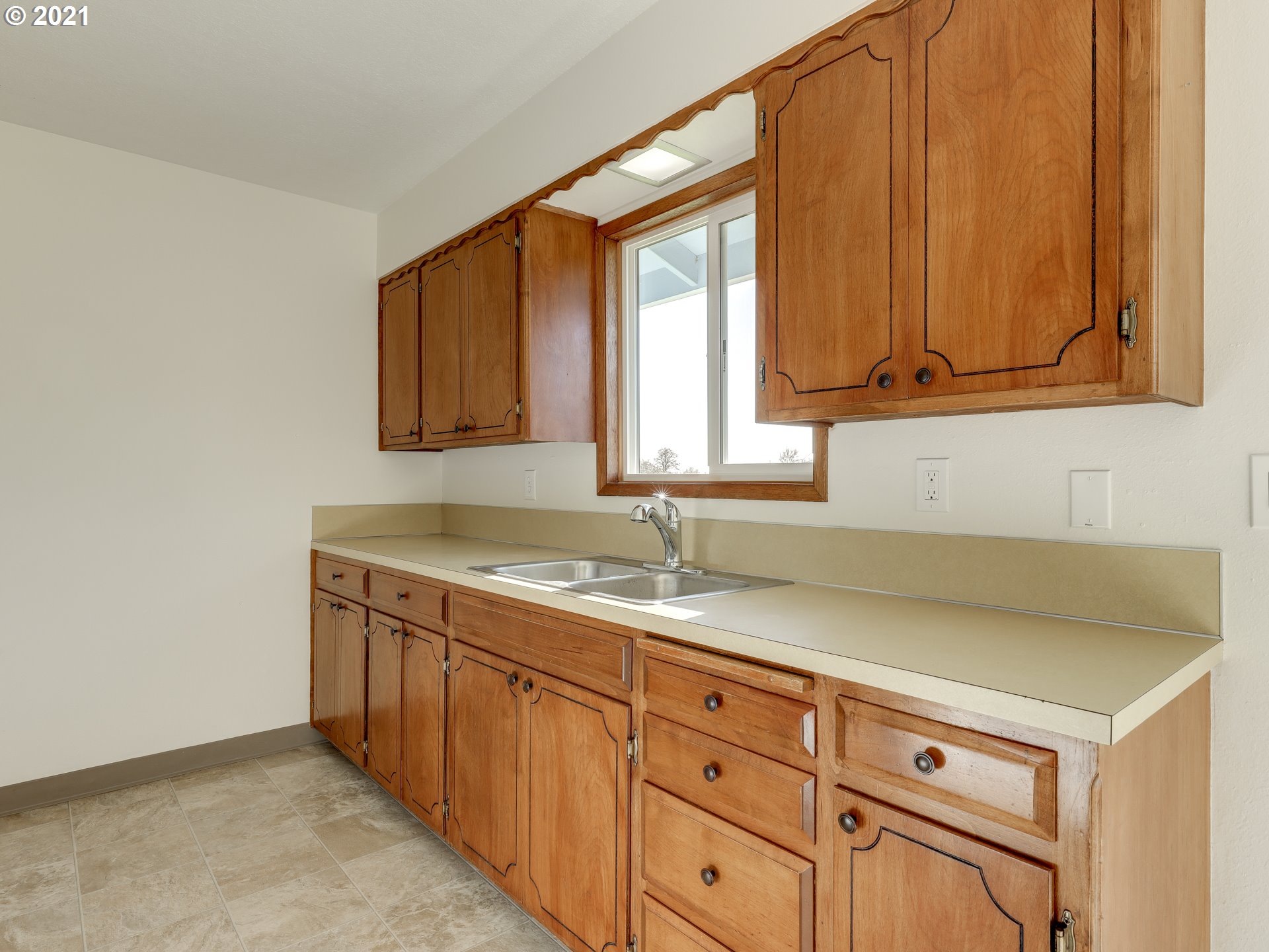 34414 Bachelor Flat Road Warren, OR 97053 - Photo 11 of 29 Gallery Image 11