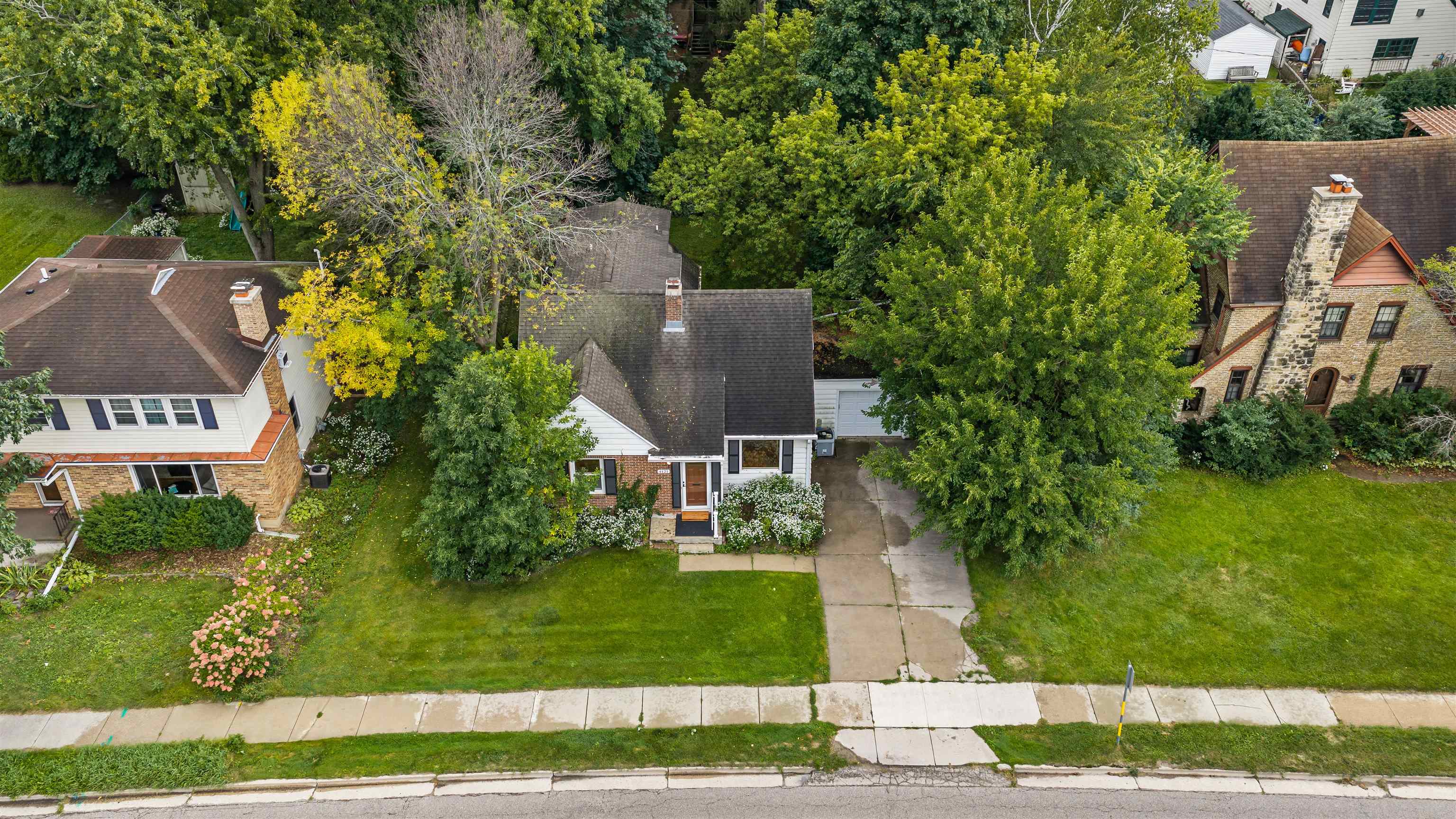 4121 Mineral Point Road Madison, WI 53711 - Photo 23 of 26 Gallery Image 23