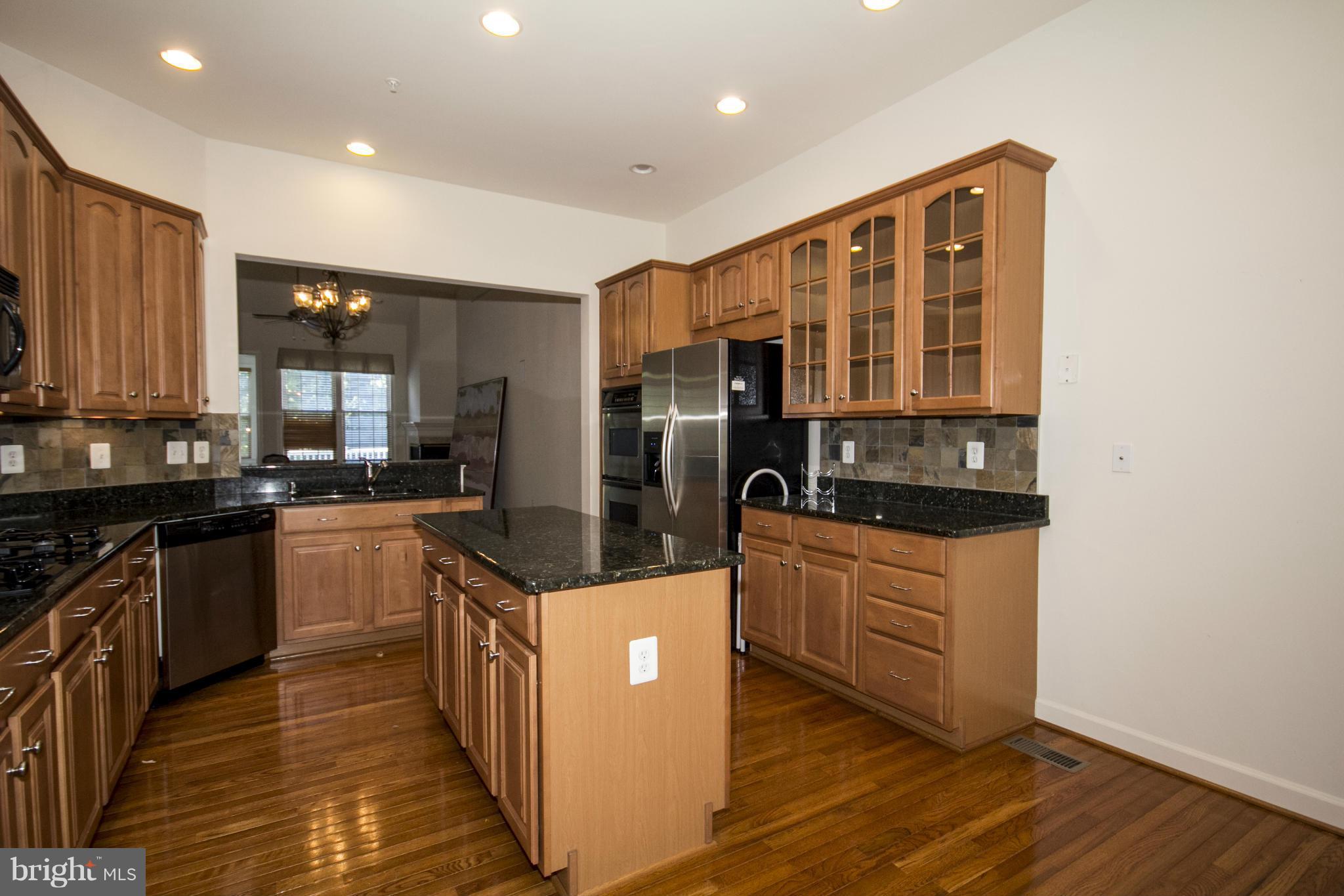 8429 Meadowsweet Road Baltimore, MD 21208 - Photo 6 of 30 Tons of Cabinet Space