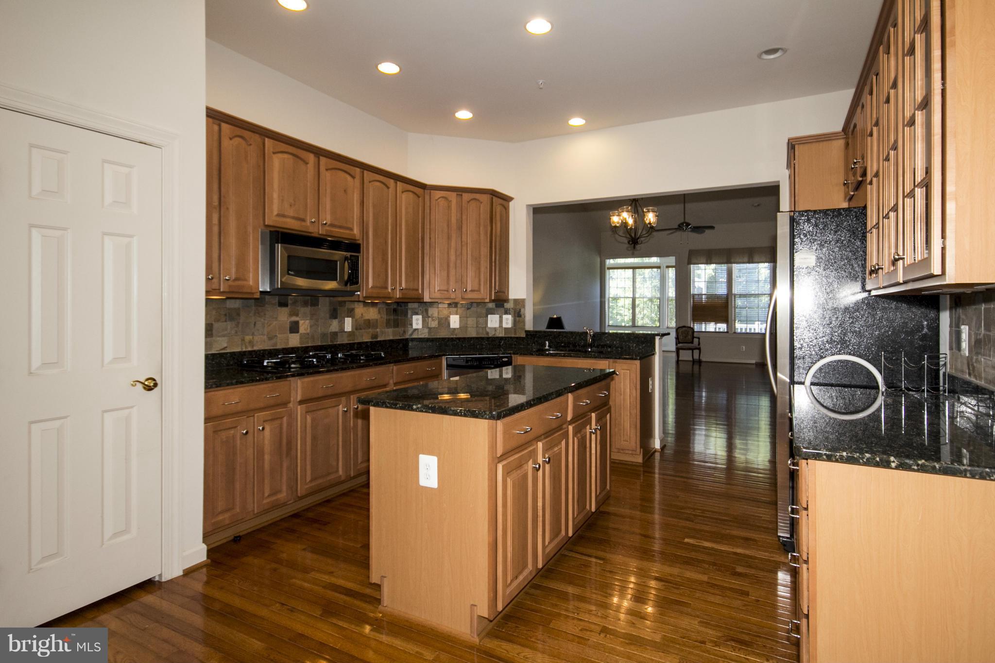 8429 Meadowsweet Road Baltimore, MD 21208 - Photo 7 of 30 Plenty of Counter Space