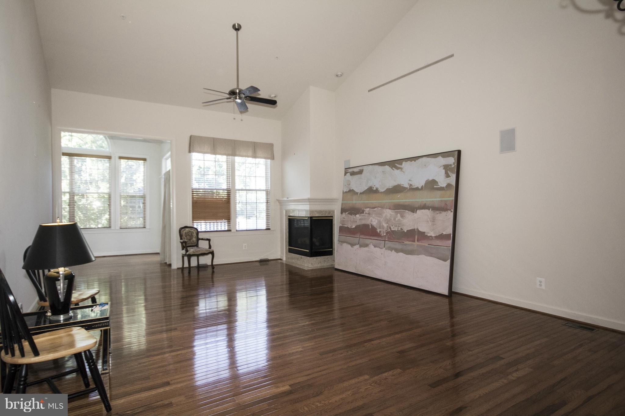 8429 Meadowsweet Road Baltimore, MD 21208 - Photo 10 of 30 Family Room w/Soaring Ceilings