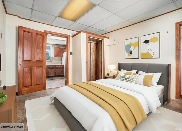 $230,000 | 105 15th Street, Winona Lake, IN 46590