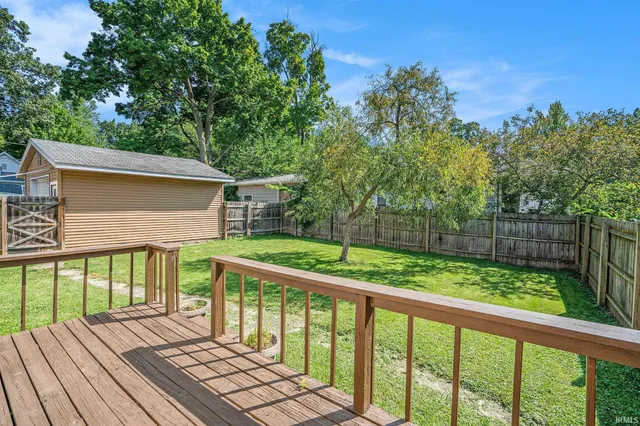 $230,000 | 105 15th Street, Winona Lake, IN 46590