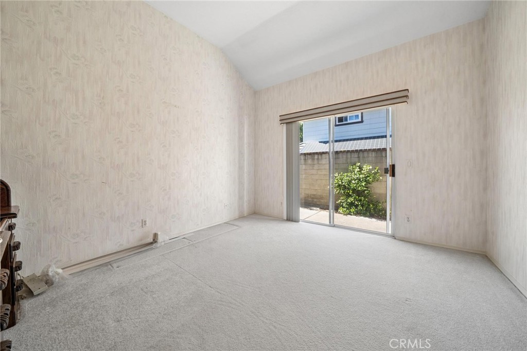 26072 Charing Cross Road Valencia, CA 91355 - Photo 86 of 105