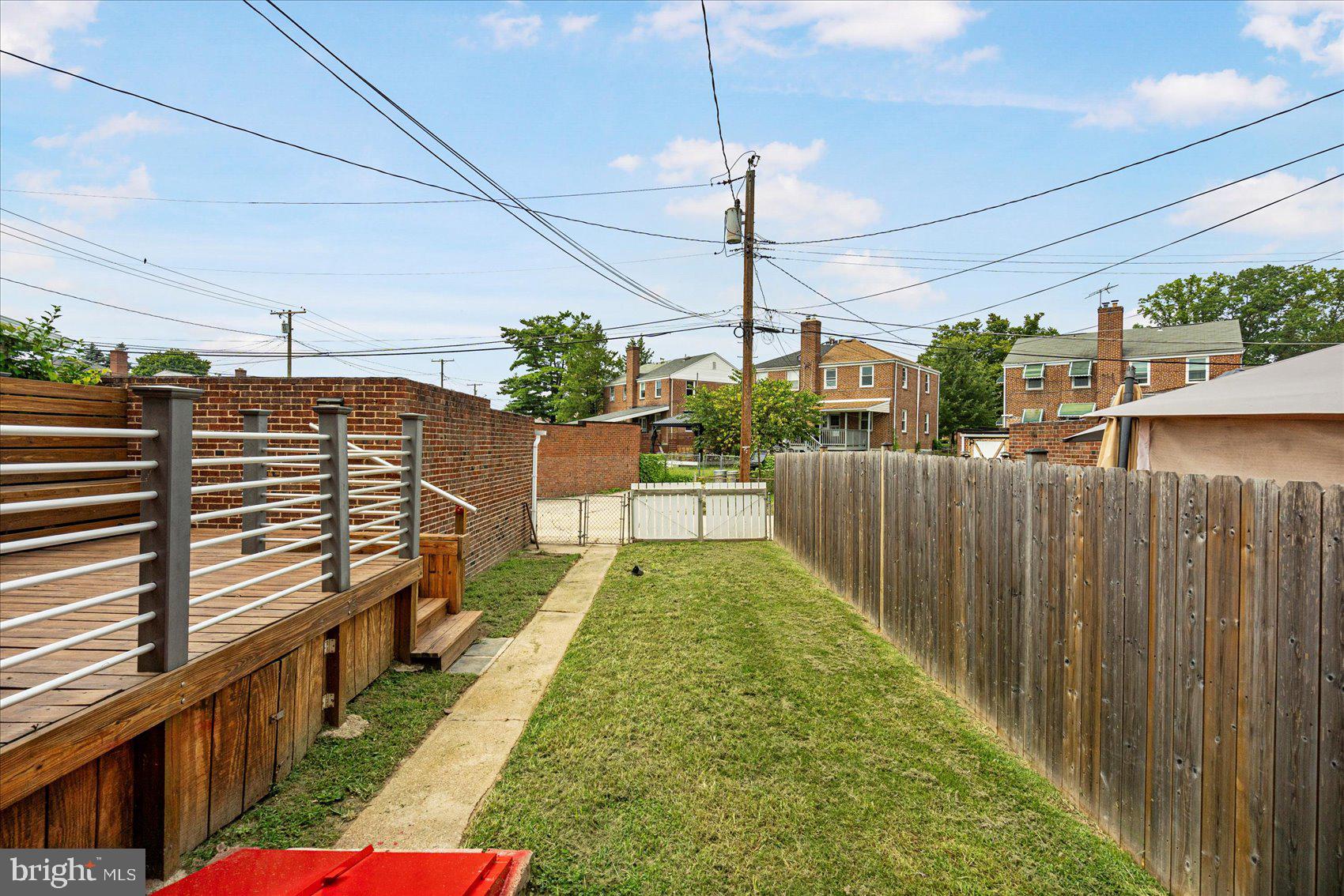 98 Kentway Baltimore, MD 21222 - Photo 32 of 35 a view of a backyard with sitting area