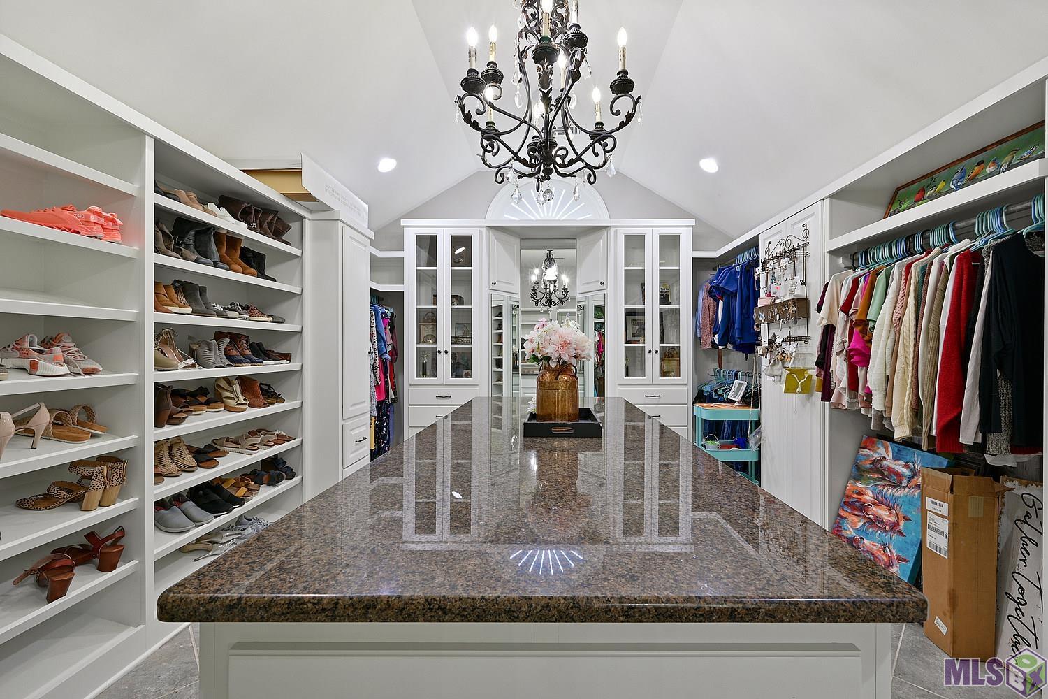 14283 Carey Road Baker, LA 70714 - Photo 8 of 10 Master Closet