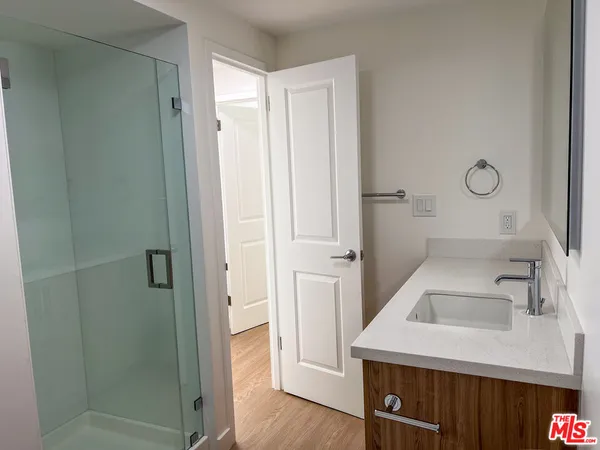 $5,260 | 2700 Neilson Way, Unit 610, Santa Monica, CA 90405