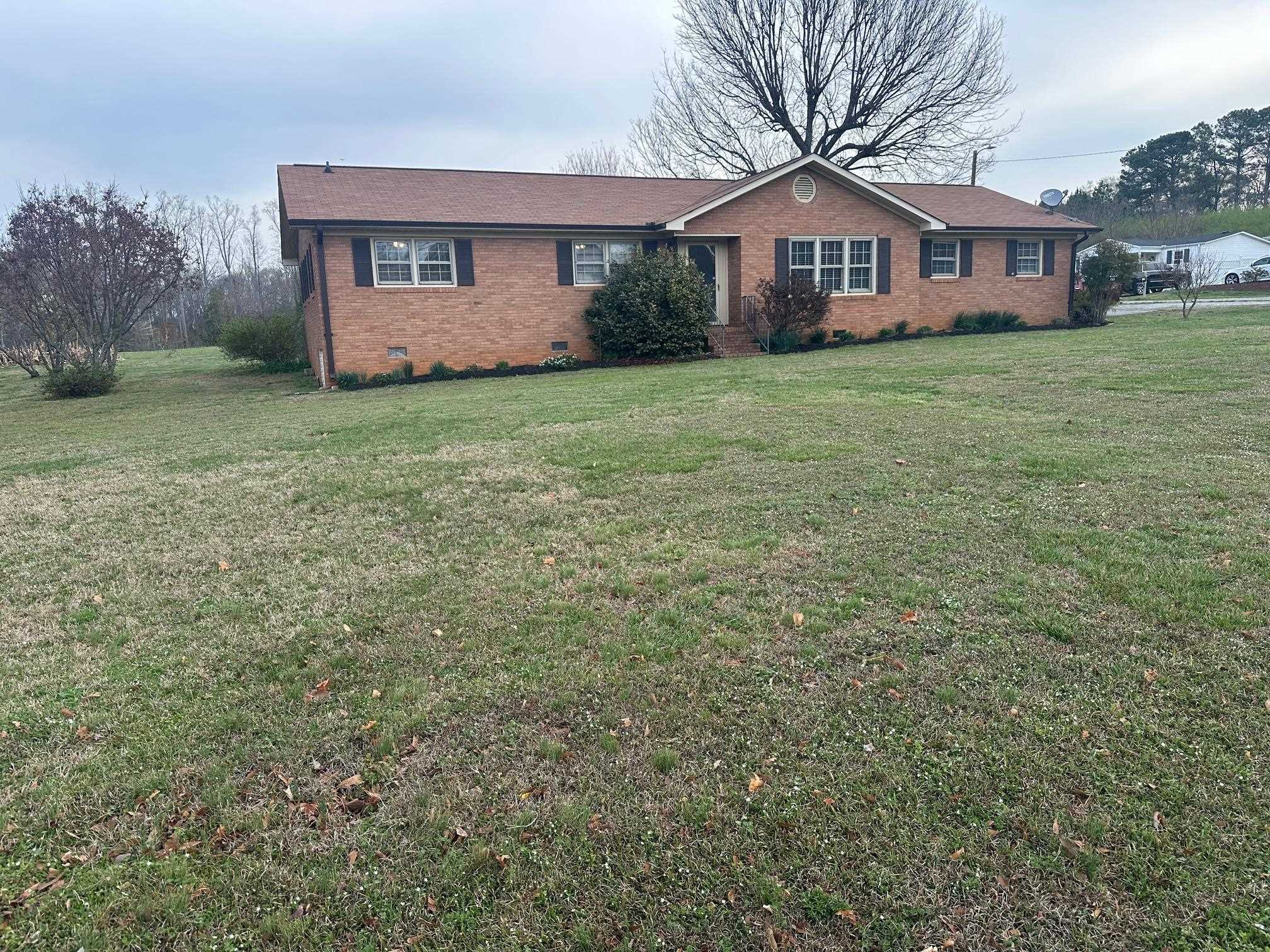 505 Highway 11 Chesnee, SC 29323 - Photo 3 of 40