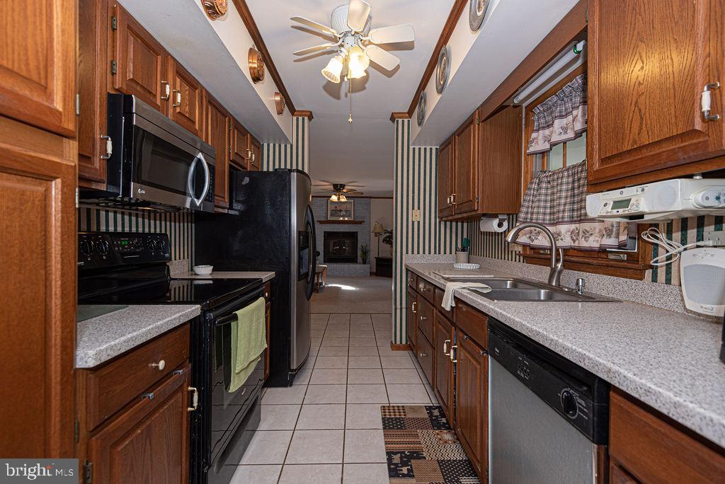 6 Pinehurst Road Ocean Pines, MD 21811 - Photo 11 of 32 Kitchen