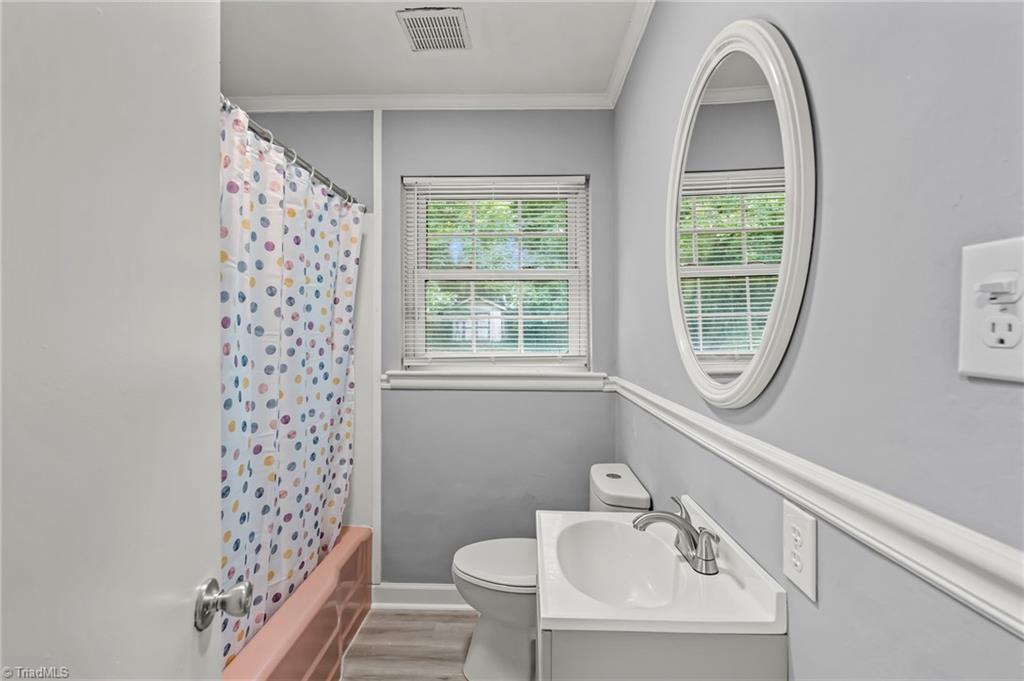 206 Pine Ridge Drive High Point, NC 27262 - Photo 20 of 39 Gallery Image 20