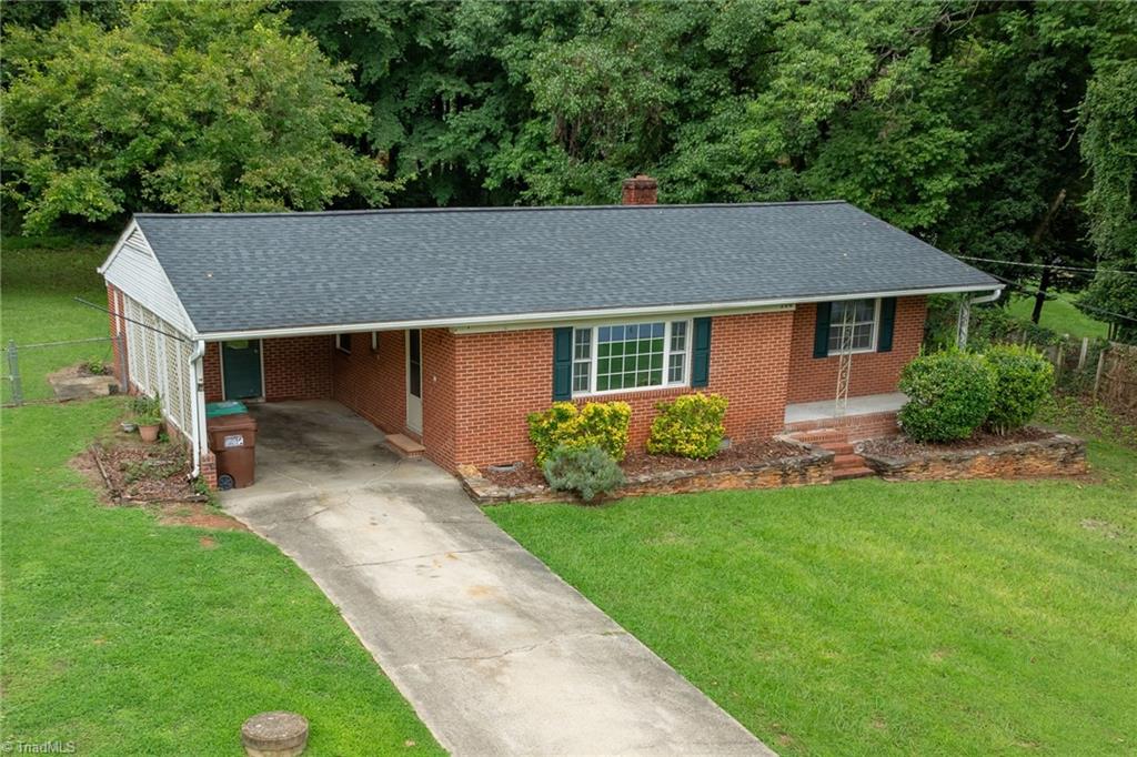 206 Pine Ridge Drive High Point, NC 27262 - Photo 27 of 39 Gallery Image 27