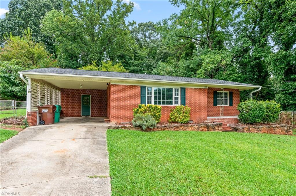 206 Pine Ridge Drive High Point, NC 27262 - Photo 3 of 39 Gallery Image 3