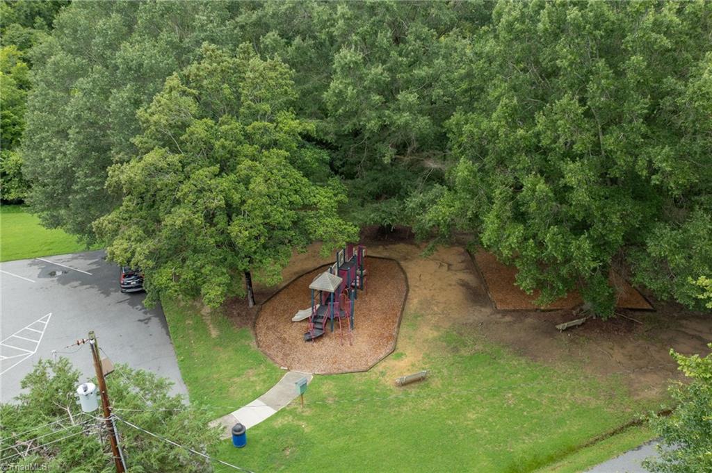 206 Pine Ridge Drive High Point, NC 27262 - Photo 39 of 39 Gallery Image 39