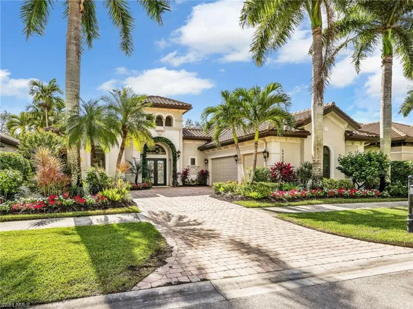 $1,645,000 | 8862 Shenendoah Circle, Naples, FL 34113