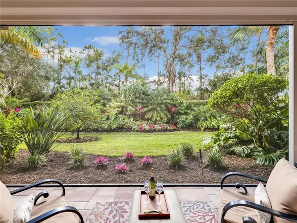 $1,645,000 | 8862 Shenendoah Circle, Naples, FL 34113