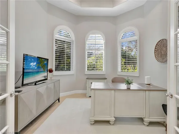 $1,645,000 | 8862 Shenendoah Circle, Naples, FL 34113